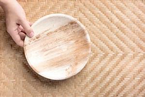 Assiettes en bambou 100% naturelles de 6 pouces, écologiques, compostables, jetables, vaisselle classique, 40-60 pièces, pour fêtes et traiteurs - Product Image 3