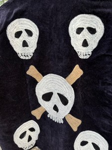 Chaqueta Gótica Boho con Bordado de Calavera Negra, Abrigo de Halloween, Prenda Festiva de Arte Folclórico, Ropa de Invierno, Regalo - Product Image 6