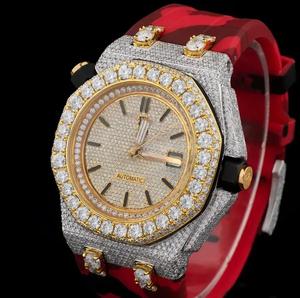 Montre de luxe Hip Hop pour homme avec cadran carré et chiffres romains améliorés, ornée de diamants Moissanite taille brillant rond VVS - Product Image 1
