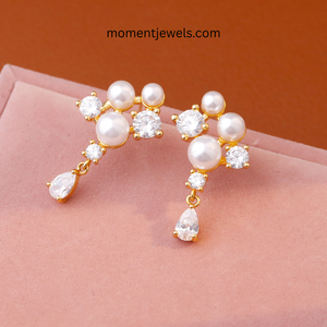Pendientes Elegantes de Perlas Colgantes para Mujer, con Borlas Brillantes, Sensación de Alta Gama, Lujo Ligero, Joyería de Perlas con Personalidad - Product Image 4