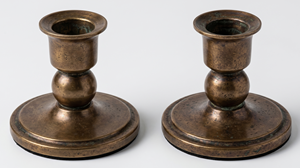 Ensemble de 4 bougeoirs modernes pour la décoration de la maison, base en métal durable, décoration de table, porte-bougie conique - Product Image 3