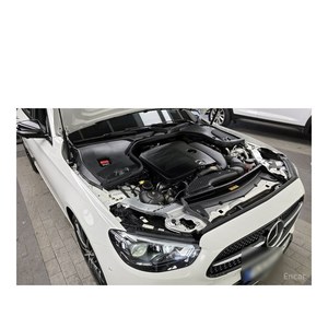 Mercedes-Benz Clase E E350 4MATIC AMG Line 2023, 39,329 km, Caja de Cambios Automática, Asientos de Cuero, Volante a la Izquierda, Cámara Trasera - Product Image 6