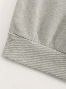 Nouvel Arrivage Sweat-shirt court zippé à capuche pour femme en coton uni à manches longues tricoté pour l'automne - Product Image 5