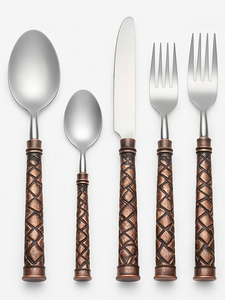 Ensemble de couverts en métal de style vintage avec poignées tressées, 5 pièces, fourchette, cuillère, couteau, passe au lave-vaisselle, pour un usage domestique - Product Image 1