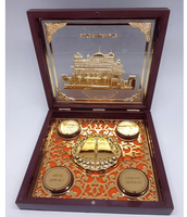 Coffret Cadeau Artisanal en Acier Inoxydable, Design Temple Doré, Écologique, Durable, Décoration Artistique, Coffret Multi-pièces