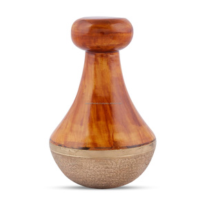 Masseur de pieds artisanal ayurvédique Kansa Vataki avec manche en bois et dôme en métal bronze, outil d'acupression corporelle, vente en gros - Product Image 6