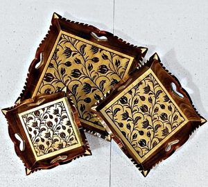 Plateau de service rectangulaire rustique en bois, design bohème, avec bordure perlée surélevée, pour l'accueil à la maison - Product Image 2