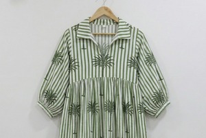 Robe midi légère d'été pour femme, 100% coton, imprimé floral bohème dessiné à la main, taille naturelle simple, écologique - Product Image 3