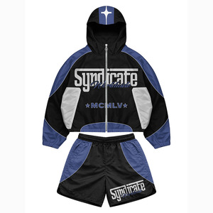 Ensemble coupe-vent et short en polyester de haute qualité, noir avec empiècements bleus, logo imprimé, personnalisable, pour homme - Product Image 1