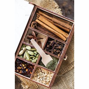 Plateau rustique en bois pour épices avec cuillère - Grande boîte à masala à 9 compartiments - Organisateur de cuisine décoratif avec couvercle en verre - Cadeau haut de gamme - Product Image 2