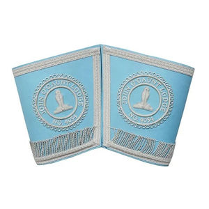 Nueva llegada de Thw Fabric Studio: Par de puños de oficial masónico (Regalia Masónica) - Regalia Masónica - Product Image 2