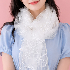 Écharpe de cou élégante en maille perlée fabriquée en Corée pour femmes, mode estivale SC-32 - Product Image 1
