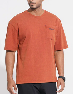 T-shirt tricoté pour homme, coupe oversize à épaules tombantes, 100% coton épais 240 GSM, délavé à l'acide, avec poche, logo personnalisé, marque, best-seller - Product Image 4