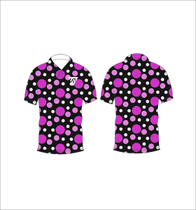 Camisa Polo de Hombre Negra con Puntos Rosas, Sublimación Personalizada con Estampado Completo, Manga Corta, Transpirable, Ligera e Informal - Product Image 3