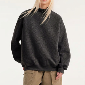 Sweat-shirt à col montant pour femme en molleton brossé, personnalisable avec broderie graphique, texture délavée effet minéral, marque privée - Product Image 5