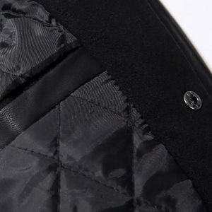 Chaquetas Varsity Personalizadas para Hombre con Mangas Largas, Nuevo Diseño, Calidad Premium, Colores Personalizados, Logotipo Frontal, Tela de Lana para Invierno - Product Image 5