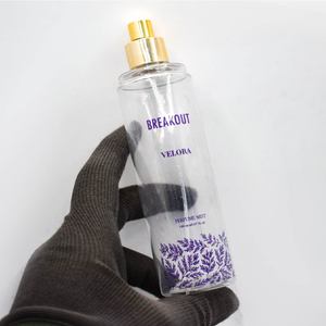 Etiquetas Adhesivas Cosméticas de Vinilo Transparente Duradero de Primera Calidad |   Etiquetas de Embalaje de Belleza Impresas con UV Resistentes al Agua Personalizadas |   Adhesivo Fuerte - Product Image 1