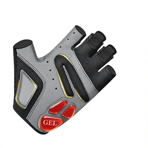 Gants de fitness rouges mi-doigts respirants avec paume ventilée et sangle de poignet auto-agrippante pour la gym, le cyclisme et l'entraînement - Product Image 6