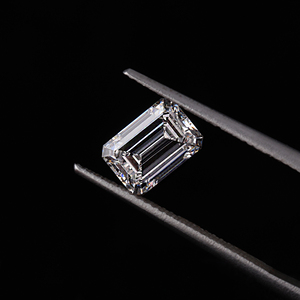 Diamante Cultivado en Laboratorio con Corte Esmeralda de 2 a 4 Quilates, Piedra Suelta con Certificación IGI, Color DEF, Claridad VS1 VVS, Diamante Sintético CVD para Anillo de Compromiso - Product Image 1