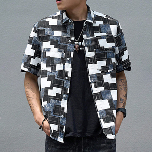 Camisa de mezclilla desgastada para hombre, estilo casual, estilo urbano, manga larga, con botones, corte relajado, suave, lavada, para uso diario. - Product Image 2