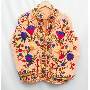 Chaqueta Suzani Bordada a Mano Estilo Boho, Chaqueta Floral, Chaqueta Suzani Bordada, Chaqueta TNT, Ropa de Mujer - Product Image 1