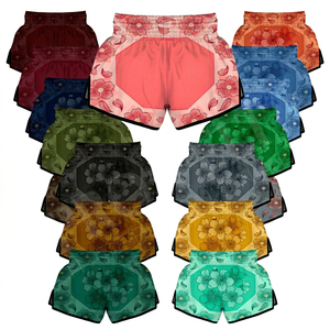 Nouveauté, prix bas, shorts de Muay Thai personnalisés pour femmes et hommes, shorts de sport imprimés par sublimation pour l'entraînement au kickboxing et aux combats - Product Image 1