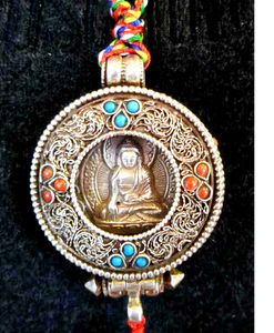 Colgantes Religiosos Tibetanos de Metal Blanco Plateado con Turquesa para Ocasiones de Fiesta Unisex - Product Image 1