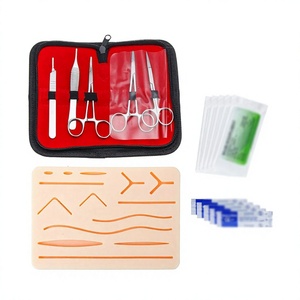 Equipo Educativo Quirúrgico Manual de Acero Inoxidable REEAX ENTERPRISES para Estudiantes de Medicina: Kit Básico de Cirugía Traumatológica - Product Image 1