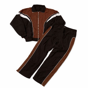 Chándal Ligero con Cierre Completo y Logotipo Personalizado para Hombre |   Chaqueta Cortavientos Vintage Estilo Urbano, Impermeable |   Logotipos Bordados - Product Image 5