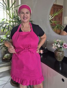 Tablier rose à volants avec bretelles réglables et chapeau en maille pour la cuisine, tablier de cuisine écologique et réutilisable - Product Image 3