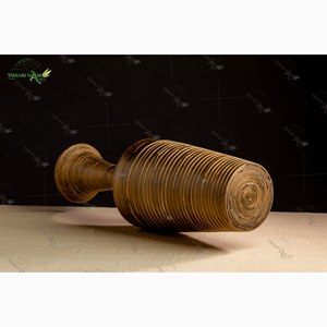 Vase en bambou enroulé moderne fabriqué à la main-Vase de table durable en matériau naturel écologique avec diamètre personnalisé - Product Image 4