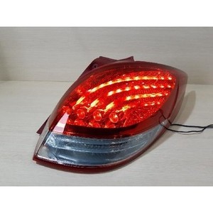 Feu arrière droit d'occasion pour Veloster 2011-2018, référence OEM 924022V110 - Product Image 3