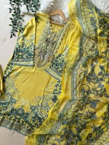 Diseño moderno, última colección, especial para Eid, conjunto de salwar-kameez y dupatta de algodón con estampado y bordado, fabricante de Surat. - Product Image 6
