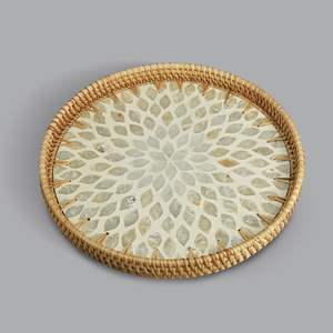 Diseño cuadrado de nácar hecho a mano y personalizado para artículos de cocina con un precio increíble - Product Image 3