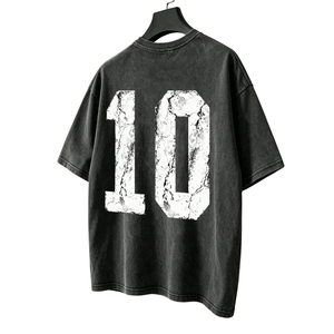 T-shirt vintage noir 100 % coton délavé, manches courtes, col rond, numéro 10 imprimé en sérigraphie sur le devant, 280 g, respirant, coupe oversize - Product Image 2