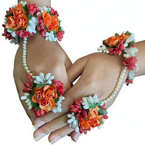 Nuevas Bandas Elásticas para el Cabello con Flores de Gajra Hechas a Mano, Aromáticas, Accesorios para el Cabello con Diseño de Flores Multicolores para Mujer - Product Image 1