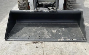 Cargadora Compacta S850 2019 con Cabina Cerrada, Máquina de Construcción de Alto Rendimiento - Product Image 6