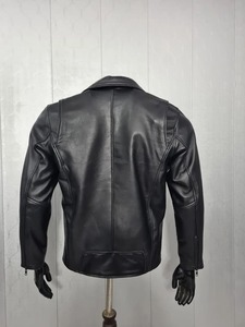 Chaqueta de Motocicleta Unisex de Cuero Vacuno Negro, Manga Larga, Impermeable, Resistente al Viento, para Todas las Estaciones, 220g, con Bolsillos con Cremallera y Cinturón en la Cintura - Product Image 3