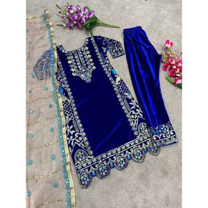 Ensemble de costume de fête élégant pour femmes de créateur avec haut-Dupatta tenue élégante en haut et en bas pour femmes - Product Image 5