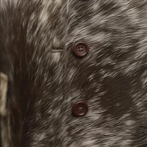 Chaqueta de Cuero Acolchada de Piel de Vaca Personalizada de Alta Calidad con Botones y Cierre de Cremallera, Transpirable, Ecológica, de Capa Gruesa para Invierno 2026 - Product Image 3