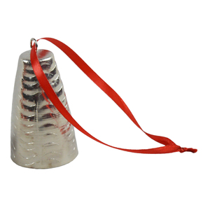 Cloche suspendue moderne en argent avec un design en métal massif personnalisable et respectueux de l'environnement pour la décoration festive et des arbres de Noël - Product Image 2