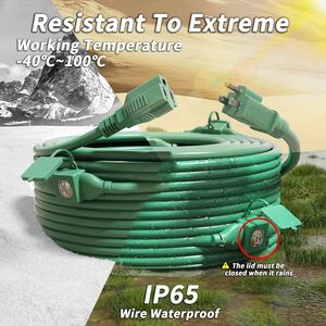 Cable de Extensión para Exteriores de 25 Pies, Verde, Calibre 16/3, con 3 Tomas de Corriente Espaciadas Uniformemente, Enchufes Múltiples para Uso en Exteriores - Product Image 1