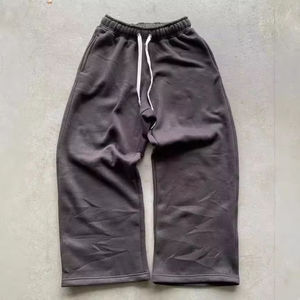 กางเกงวอร์มขาบานทรงตรงสำหรับผู้ชาย ปักลายตามสั่ง ผ้าฟลีซ ทรงวินเทจ ล้างสีแบบแอซิดวอช - Product Image 4