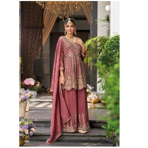 Heavy Chinon Designer Salwar Kameez con bordado fino Ropa de lujo con estilo para bodas, fiestas y celebraciones - Product Image 1