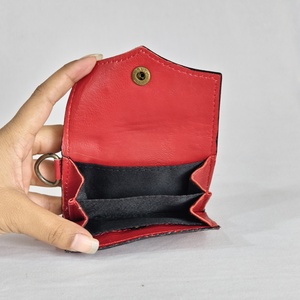 Monedero Mini Creativo de Cuero Genuino Hecho a Mano 2026, Color Rojo, Diseño con Patrón de Ases de Cartas, Correa Individual, para Mujer - Product Image 5