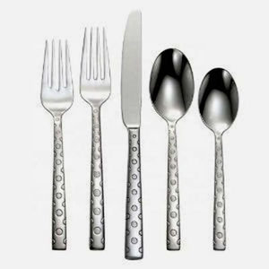 Collection de Couverts Modernes pour la Maison – Fourchettes, Cuillères et Couteaux en Métal Durable, Acier Inoxydable, Lavables au Lave-Vaisselle, Légers pour Cuisine et Salle à Manger - Product Image 1
