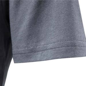 Camisetas de Manga Corta para Hombre, Color Gris, Diseño de Logotipo en el Hombro, Ajuste Regular, Personalizadas, de Poliéster/Algodón - Product Image 4