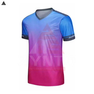 กราฟิกเสื้อฟุตบอลความหนาแน่นสูง เสื้อฟุตบอลแต่ละตัวมาพร้อมกับผ้าที่ทนทานและแผงด้านข้างที่ระบายอากาศได้ดีเพื่อให้คุณรู้สึกเย็นสบาย - Product Image 6