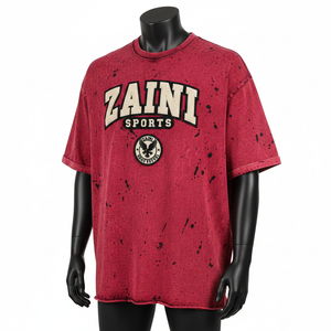 T-shirt homme en coton jersey premium, effet délavé, rouge vintage, logo imprimé sur mesure, 100% coton, coupe ample. - Product Image 1