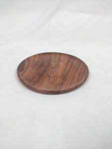 ถาดไม้กลมขัดเงาทำมือจากไม้ธรรมชาติ สำหรับงานเลี้ยงและรับประทานอาหาร จานเสิร์ฟสวยงาม ของตกแต่งบ้าน ของขวัญ - Product Image 4